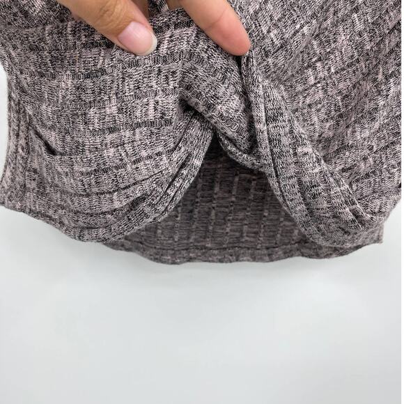 IZ Byer Womens Gray Twist Front Knot Blouse Top Ribbed 3/4 Sleeve Shirt Size XS - Picture 7 of 12